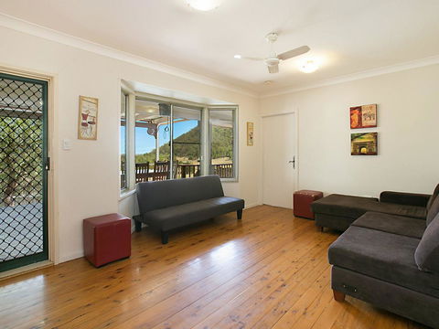 Rosa House In Broke, 4br House In Walking Distance To Cellar Doors - Great Ocean Road Tourism 3