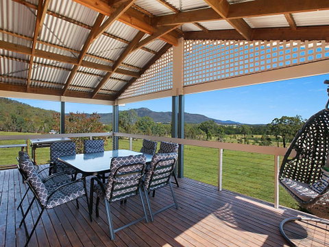 Rosamund House In Broke, 4br House In Walking Distance To Cellar Doors - Great Ocean Road Tourism 0