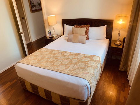 Royal Albert Hotel - Great Ocean Road Tourism 2