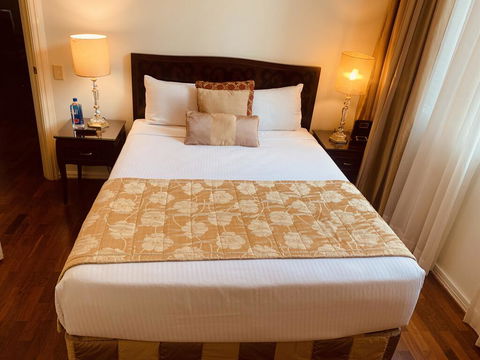Royal Albert Hotel - Great Ocean Road Tourism 3