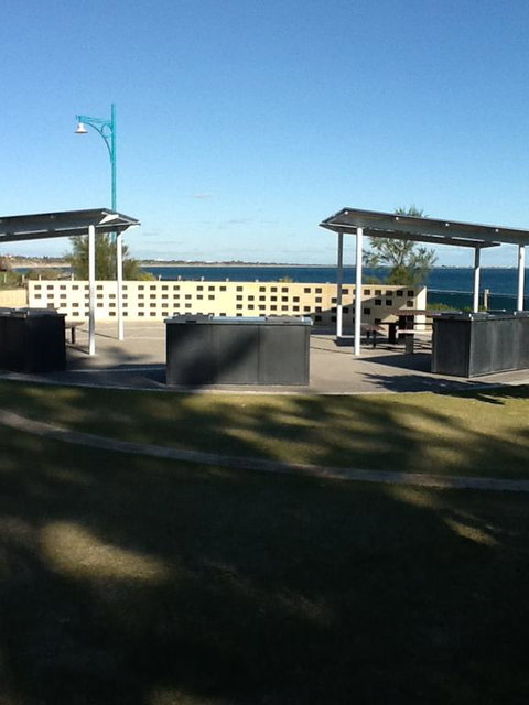 Safety Bay Guest House - Great Ocean Road Tourism 3