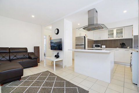 Sandhurst, Unit 2 - Great Ocean Road Tourism 2