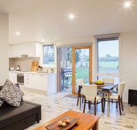 Sandy point hideaway - Great Ocean Road Tourism