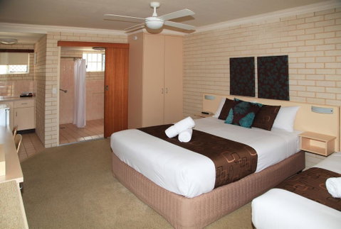 Santa Fe Motel And Holiday Units - Great Ocean Road Tourism 3