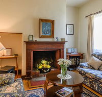 Sargeants  Armoury Cottages 1823 - Great Ocean Road Tourism