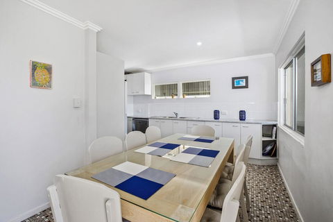 Sea Shack - 29 Pelican Street, Peregian Beach, Noosa Area - Great Ocean Road Tourism 3