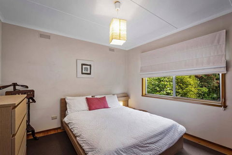 SEA URCHIN - Beautiful Skenes Creek Home - Great Ocean Road Tourism 1