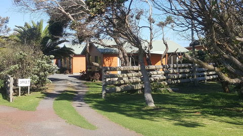 Seahorse Coastal Villas - Great Ocean Road Tourism 0