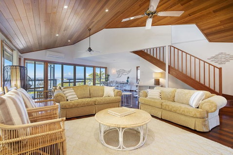 Seascape @ 19 Pindari - Privacy, Space, Views - Great Ocean Road Tourism 3