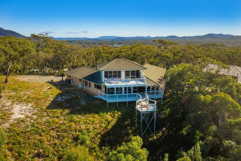 Seascape @ 19 Pindari - Privacy, Space, Views - Great Ocean Road Tourism 1