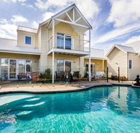 Seaside Spa Retreat - Great Ocean Road Tourism