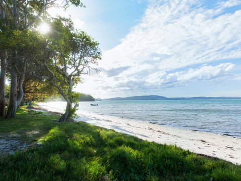 Seaside Splendour - Great Ocean Road Tourism 1