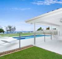 Sentosa on Tugun - Beachfront 5 Bedroom - Great Ocean Road Tourism