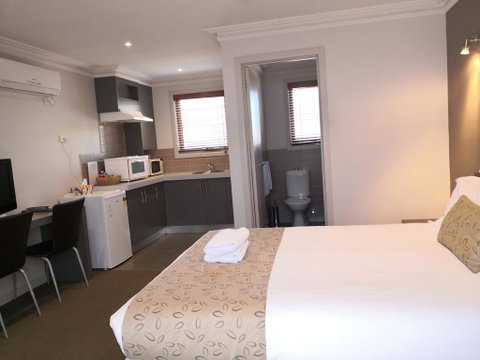 Seymours On Lydiard - Great Ocean Road Tourism 1