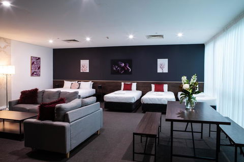 Sfera's Park Suites & Convention Centre - Great Ocean Road Tourism 2