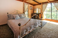 Shady Creek Eco Cabin Peaceful Country Getaway