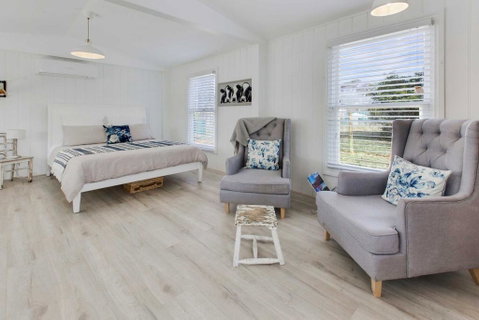 Shearers Cottage - Pet Friendly Holiday Accommodation - Great Ocean Road Tourism 0