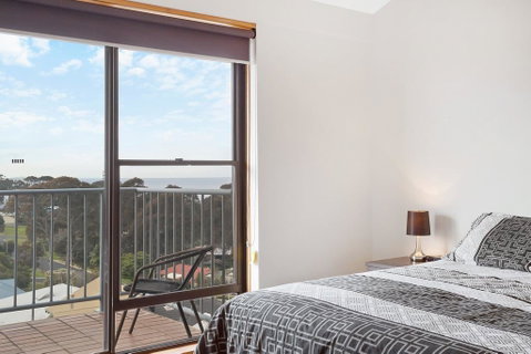 Sheridan Court On Wagonga - Great Ocean Road Tourism 3