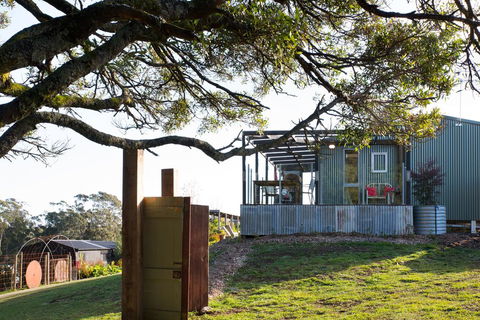 Shillings And Pence - Great Ocean Road Tourism 2