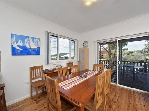 Short Street, 4, The Beach Cottage - Great Ocean Road Tourism 3