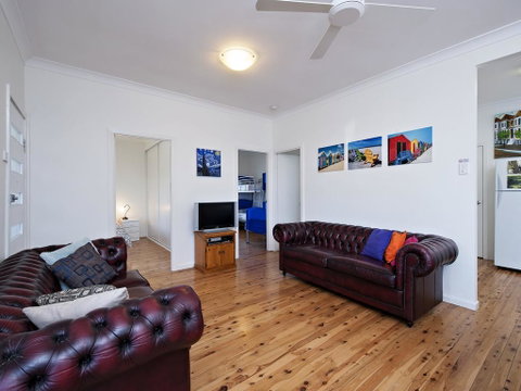 Short Street, 4, The Beach Cottage - Great Ocean Road Tourism 1
