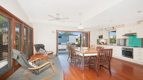 Siesta - Lennox Head - Great Ocean Road Tourism 2