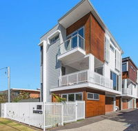 Silica Sands Beach House