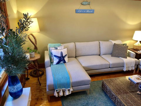 Sinnamon's By The Sea - Great Ocean Road Tourism 2