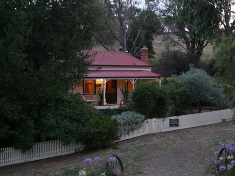 Sinnamons Cottage - Great Ocean Road Tourism 0