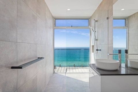 Southpoint -Brand New Home, Oceanfront Views - Great Ocean Road Tourism 1
