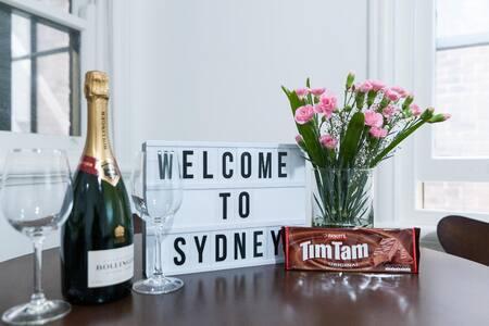 Spacious Harbour View 4bd Home In Sydney CBD - Great Ocean Road Tourism 1