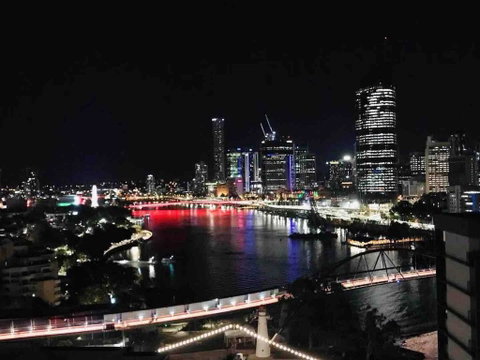 Spacious River Front 2 Bed Apt Central Location - Great Ocean Road Tourism 3