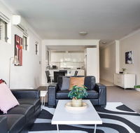 Spacious Two-Bedroom Apartment near Hospital - Great Ocean Road Tourism