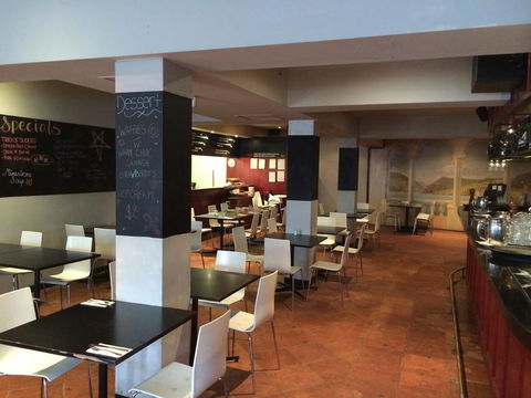 Star Bar Cafe & Hotel - Great Ocean Road Tourism 3