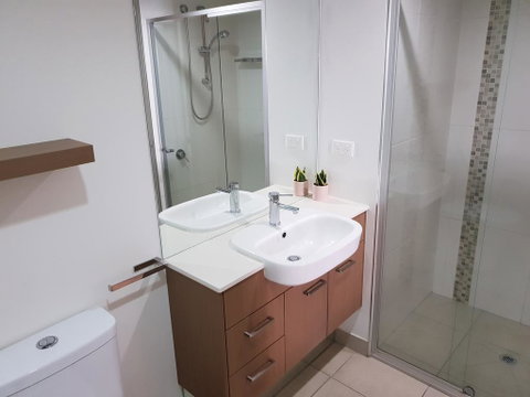 Station 16 Apartment In Arts & Culture Precinct - Great Ocean Road Tourism 3