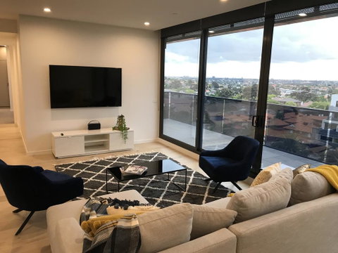 StayCentral Essendon Escape Sub-penthouse - Great Ocean Road Tourism 0