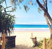 Steps from Mudjimba Beach 3 BR Apt Sunshine Coast with WIFIPoolParking - Great Ocean Road Tourism