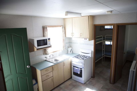 Strayleaves Caravan Park - Great Ocean Road Tourism 3