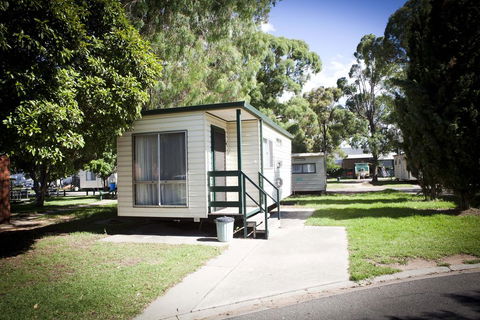 Strayleaves Caravan Park - Great Ocean Road Tourism 1