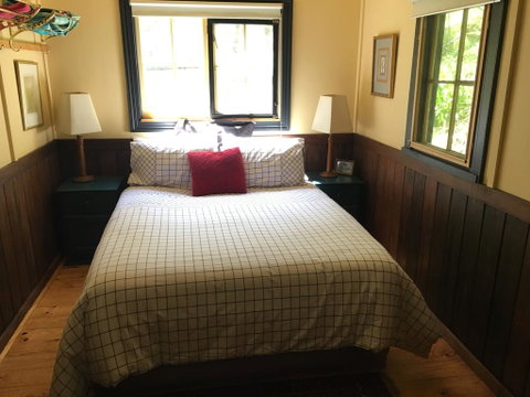 Stringer's Cottage - Great Ocean Road Tourism 1