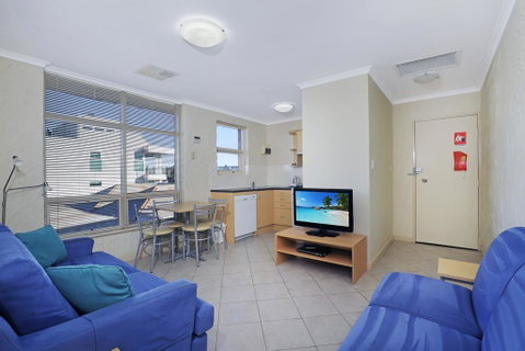 Stylish Comfortable 2 Bdrm Glenelg North - Great Ocean Road Tourism 0