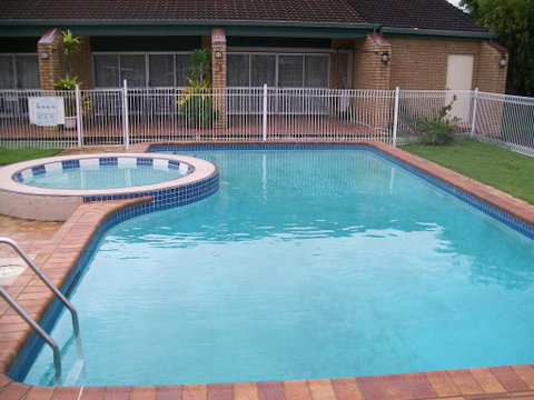 Sun Plaza Motel - Mackay - Great Ocean Road Tourism 1
