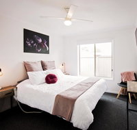 Sunny Shackell - Echuca Moama Holiday Accommodation