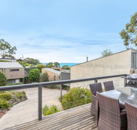 SUNRISE AT BREAKERS - Townhouse close to town - Great Ocean Road Tourism