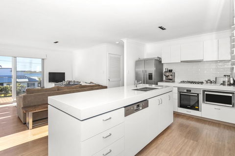 Sunseeker Drive 5 Bawley Point - Great Ocean Road Tourism 2