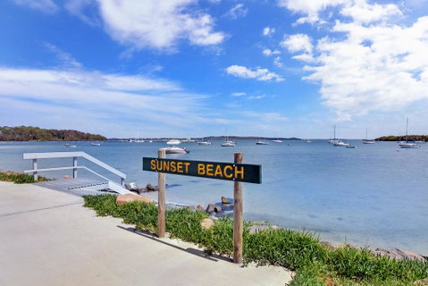 Sunset Court, Unit 1/3 Resthaven Avenue - Great Ocean Road Tourism 0