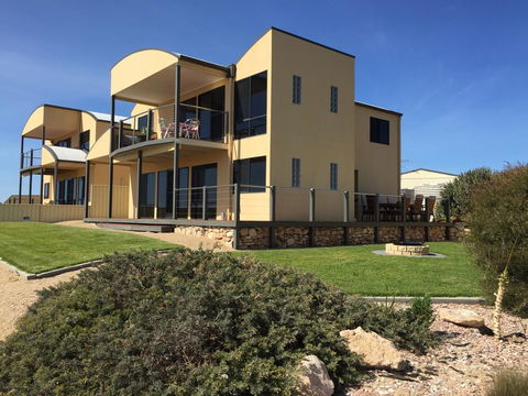 Sunset Cove Beach House - Great Ocean Road Tourism 0