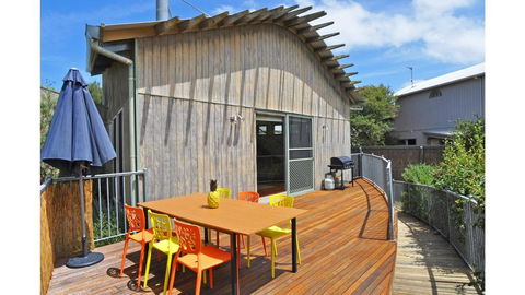 SURF SOUNDS - Great Ocean Road Tourism 0