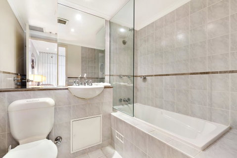 Surry Hills Modern One Bedroom Apartment (310GOUL) - Great Ocean Road Tourism 3