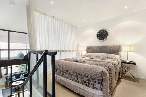 Surry Hills Modern One Bedroom Apartment (310GOUL) - Great Ocean Road Tourism 1
